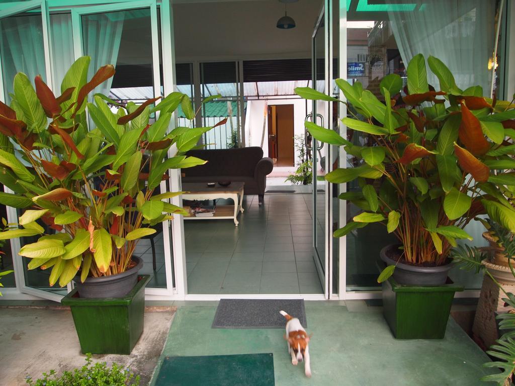 Hacienda Phuket Hotel Patong Екстериор снимка