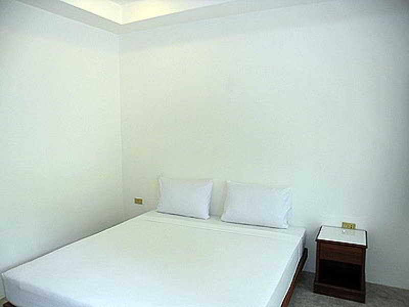 Hacienda Phuket Hotel Patong Екстериор снимка