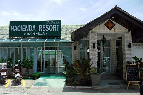 Hacienda Phuket Hotel Patong Екстериор снимка